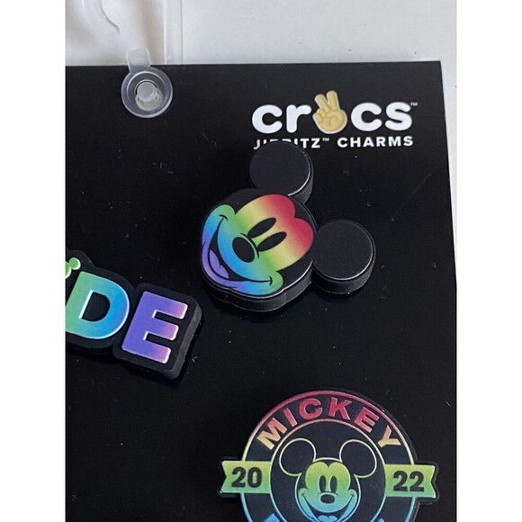 5 Pc Crocs Authentic Jibbitz Charms Disney Mickey Mouse Pride Pack Love Rainbow - Picture 3 of 8